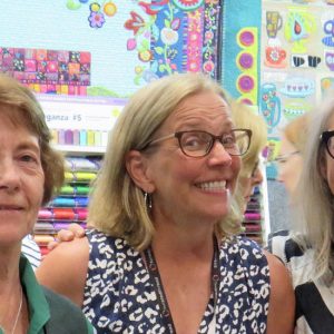 photo of rose parr, kathy tidswell and bernadette kent at the uk festival of quilts