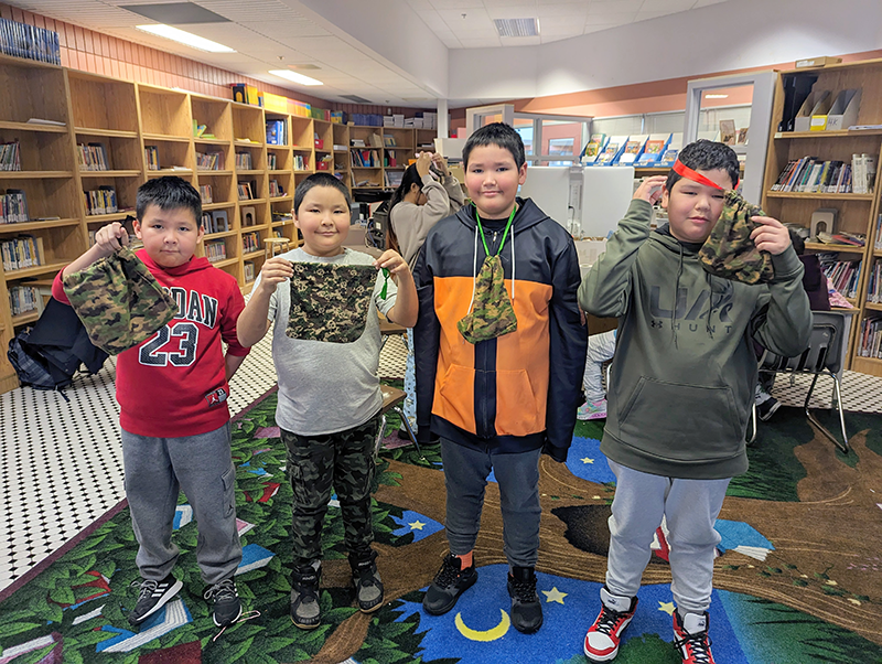 Students at Wollastan Lake, SK, made draw-string bags.