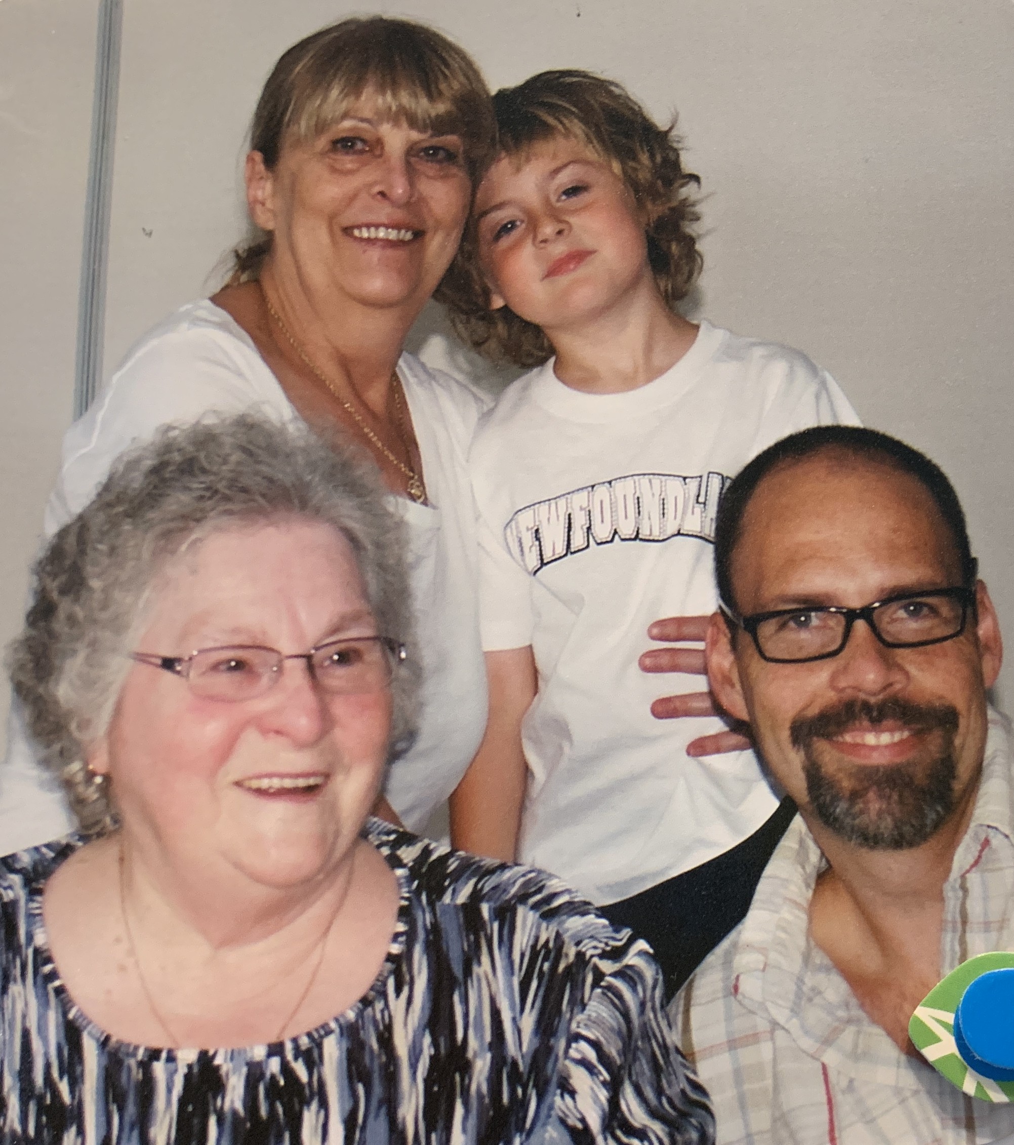 Ida and Trudy Goodyear with Cody and Chris Inglis - gift quilt
